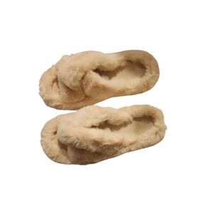 Furry Cream Slippers